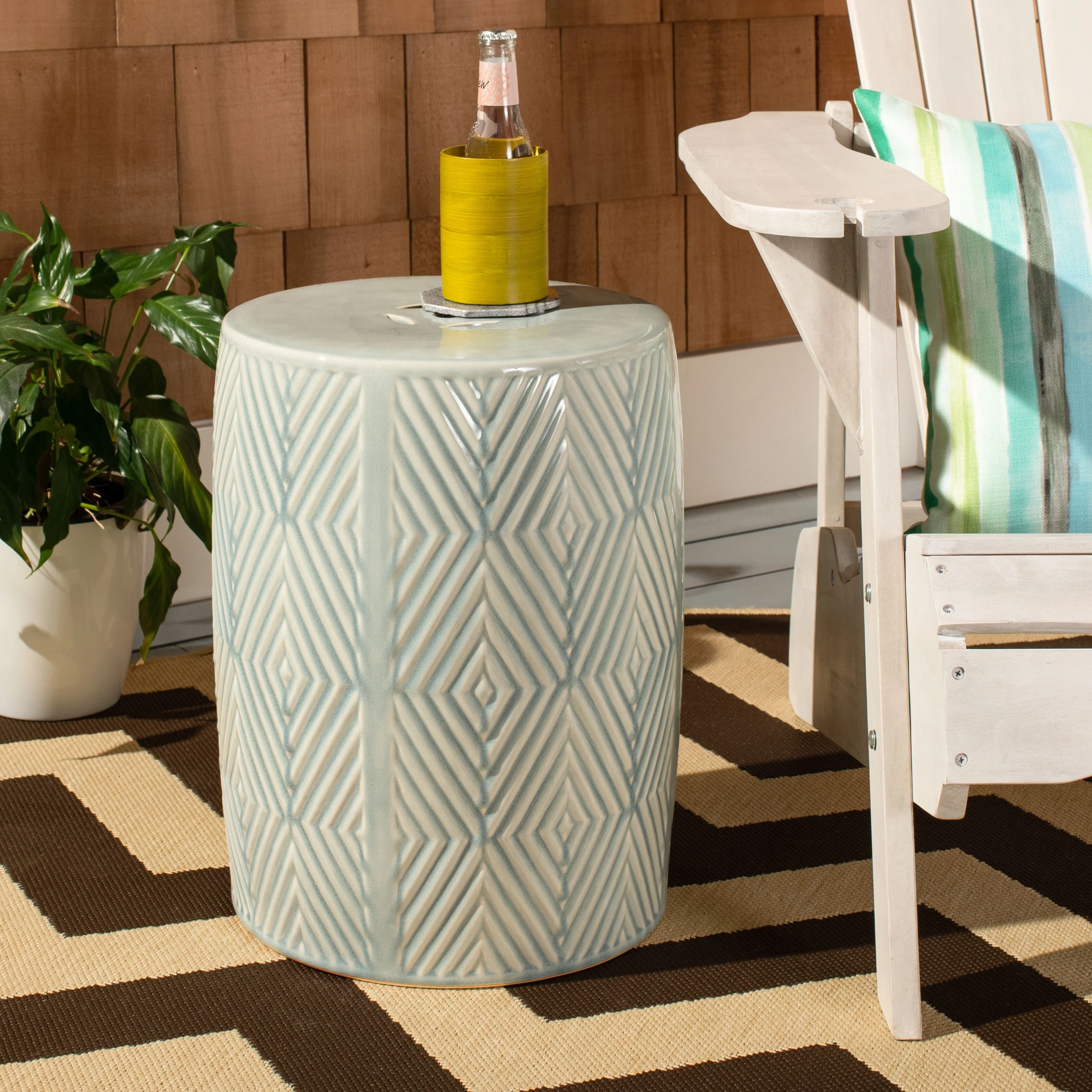 SAFAVIEH Zoa Indoor/ Outdoor Diamond Geometric Ceramic Decorative Garden Stool