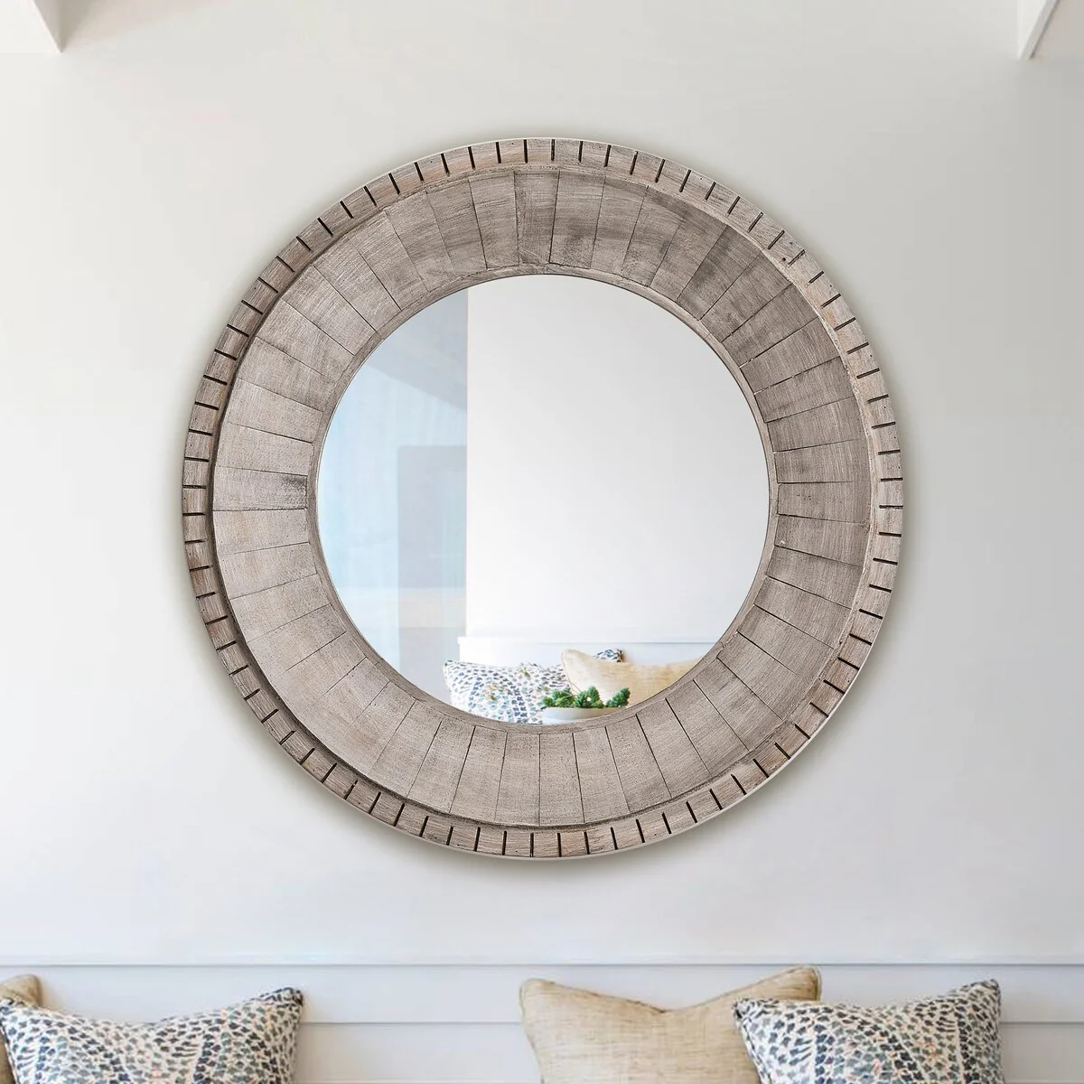 Farmhouse Round Wood Frame Wall Mirror - 35