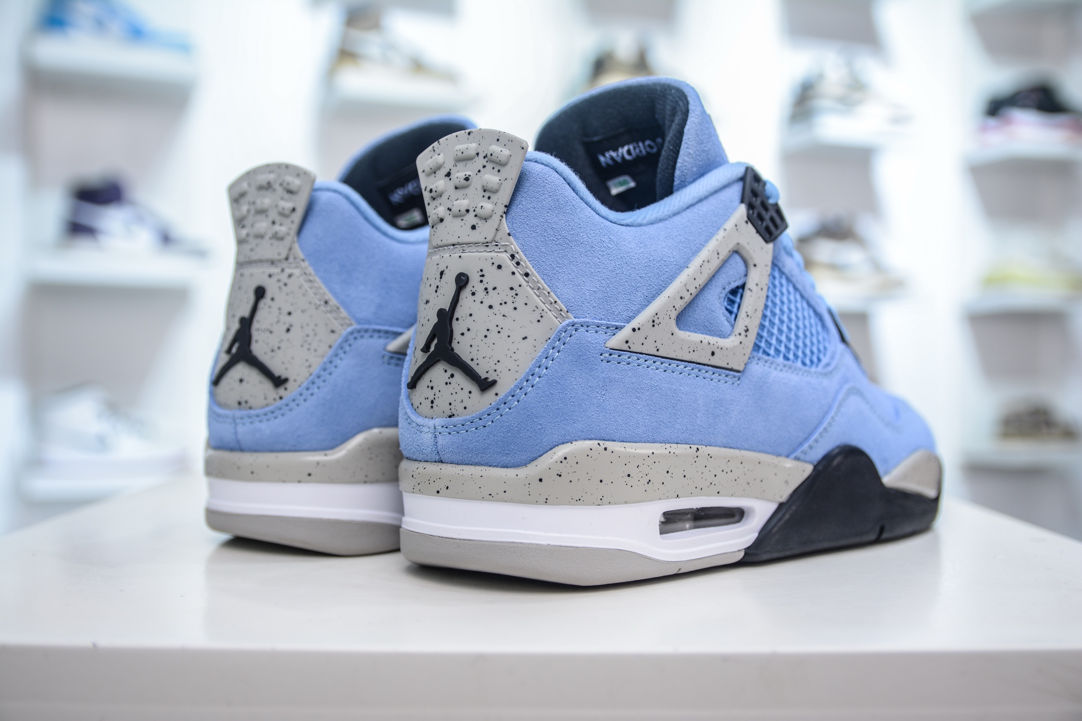 Air Jordan AJ4 Retro SE University Blue