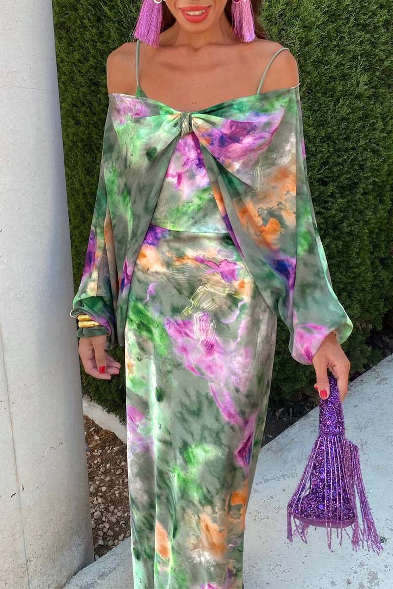 Elegant Floral Contrast Off the Shoulder Long Sleeve Two Pieces - Deanwangkt