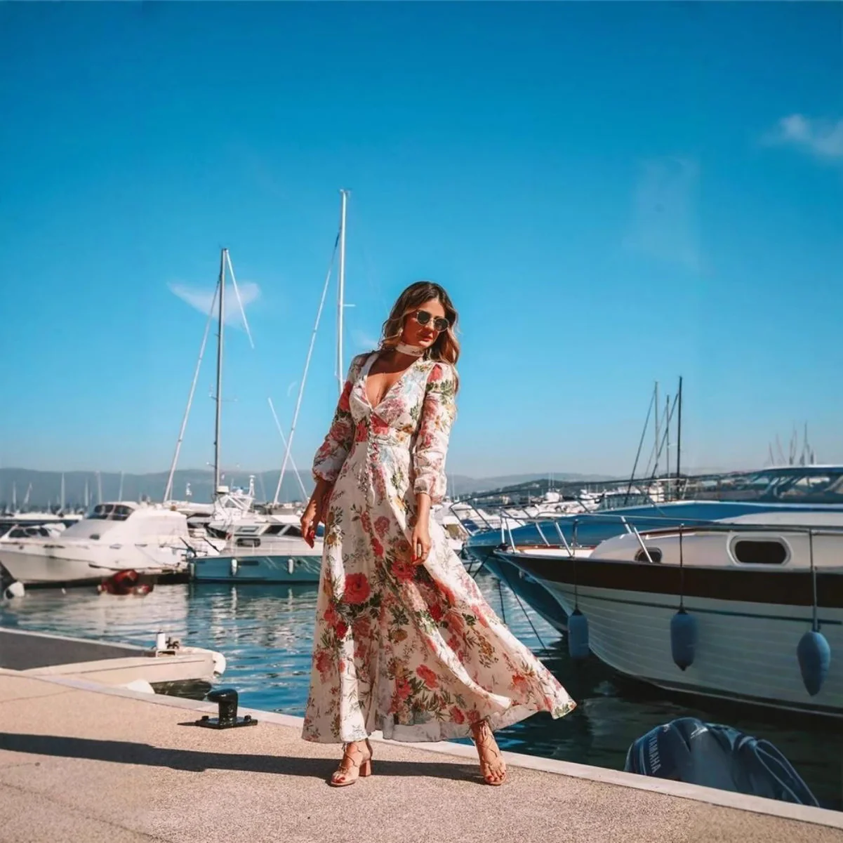 2021 spring and summer New new  romantic floral print deep v-neck long-sleeved pendulum maxi dress - Deanwangkt