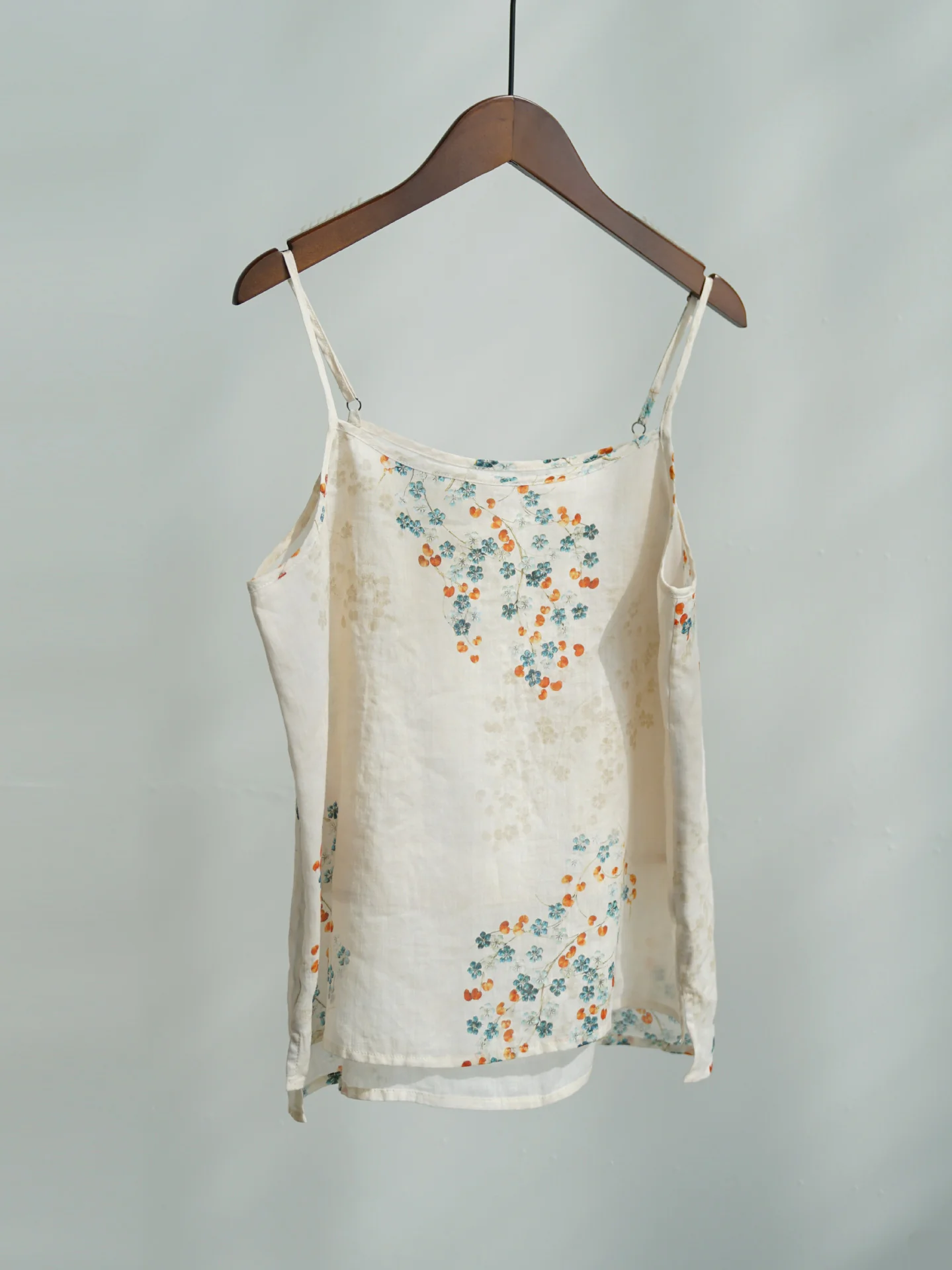 Original summer floral ramie anti-penetration short sling, literary and retro adjustment primer sling D25095 - Deanwangkt