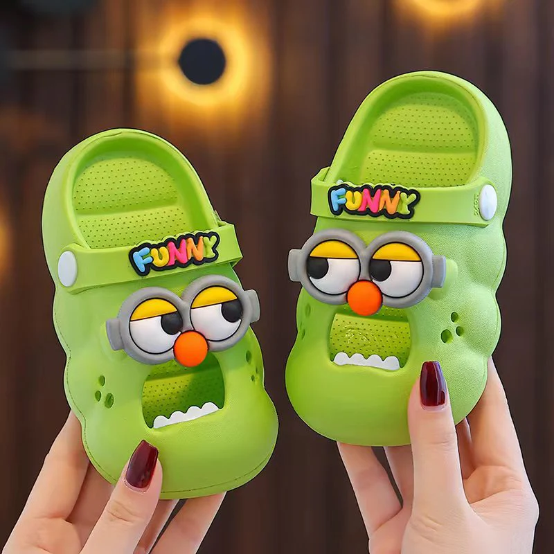 DEANWANGKT Children's Slippers Boys Summer  New Outdoor Home Thick-Soled Non-Slip Slippers Cartoon Toe Cap Slippers Girls - Deanwangkt