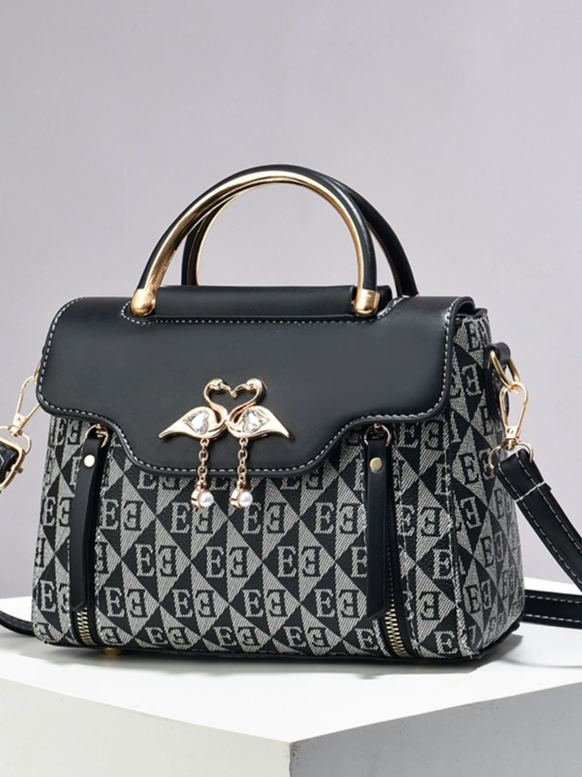 Bag Women's  New Fashion Versatile Commuter Bag Women's Bag Crossbody Bag Premium Shoulder Bag Small Square Bag - Deanwangkt