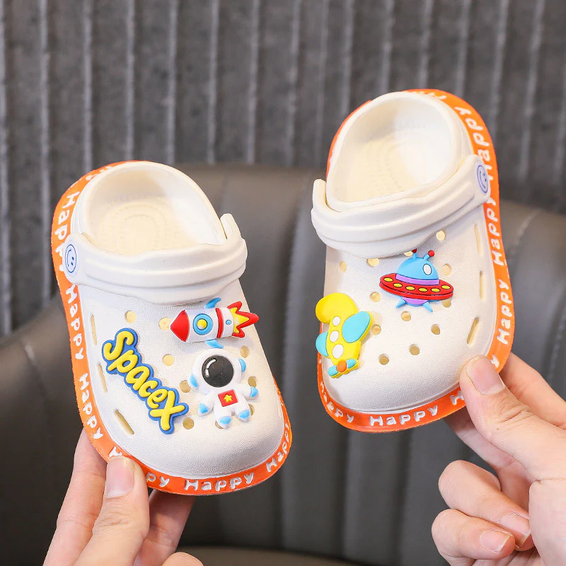 DEANWANGKT Children's Shoes Wholesale Children's Slippers Summer Outdoor Boys' Hole Shoes Anti-Slip Beach Shoes Girls' Sandals - Deanwangkt