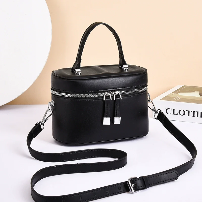 Women's bag  new fashion versatile high-end atmosphere daily commuter bucket bag popular shoulder messenger bag - Deanwangkt