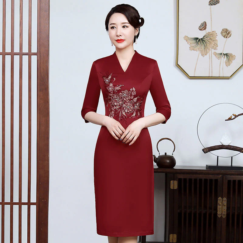2025 Manufacturer's supply, mother-in-law wedding dress, wedding mother dress, medium sleeve, spring and summer V-neck wedding improved cheongsam - Deanwangkt