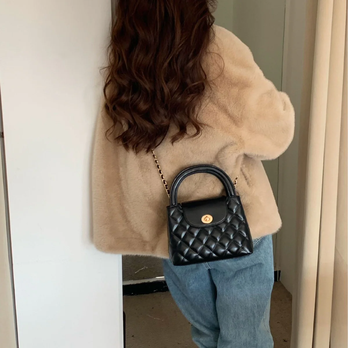 DEANWANGKT 2025 popular Korean simple diamond small fragrant wind women's bag chain small bag, fashionable messenger hand carry portable messenger bag - Deanwangkt