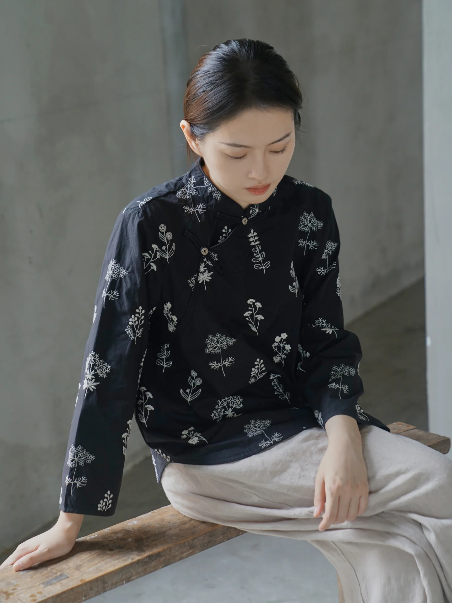design cotton paper embroidered diagonal shirt, light Chinese retro loose plant top S23231 - Deanwangkt