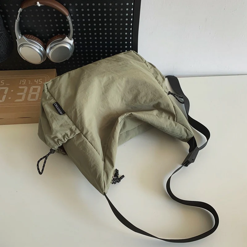 DEANWANGKT 2025 Korean version of fashion nylon tote bag popular new casual large-capacity shoulder bag versatile tooling wind messenger bag - Deanwangkt