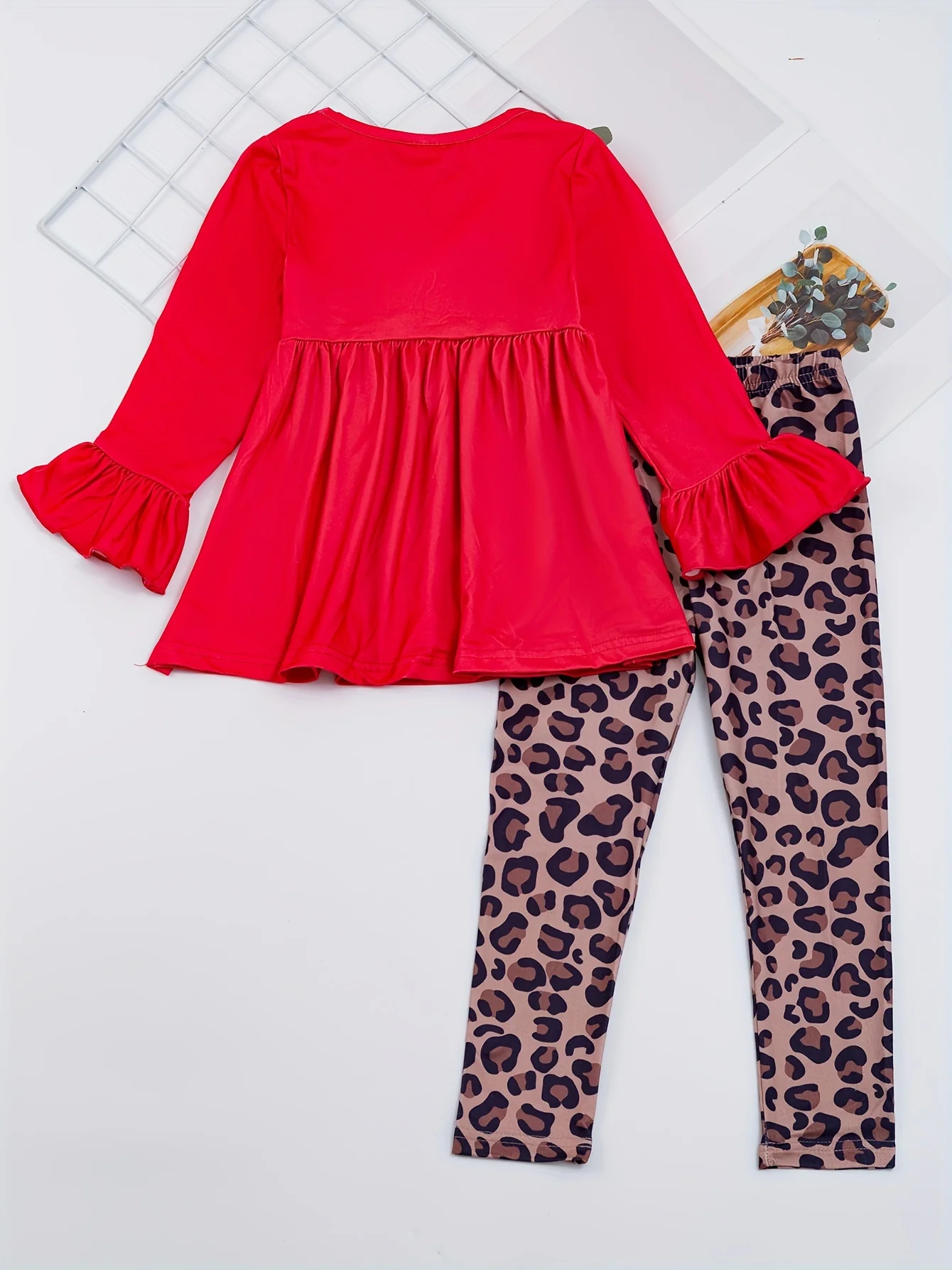 Christmas 2pc Cute Sets, Girls Santa Claus Print Flare Sleeve Top & Plaid Pants Kids Clothes For outdoor Party - Deanwangkt