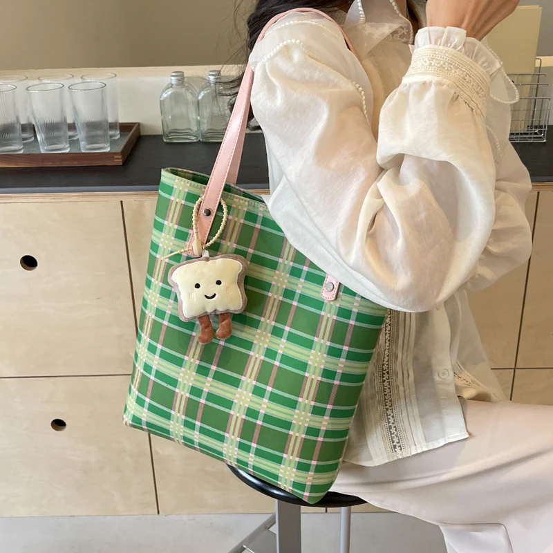 DEANWANGKT 2025 Korean version of fashion plaid tote bag popular new large-capacity casual shoulder bag Popular trade retro Popular style shopping bag - Deanwangkt