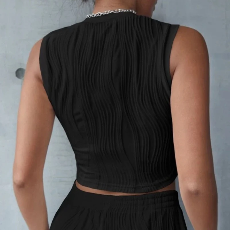 MOMENTLOVER popular summer new  2025 women's clothing round neck sleeveless open button slim vest women's short T-shirt top - Deanwangkt