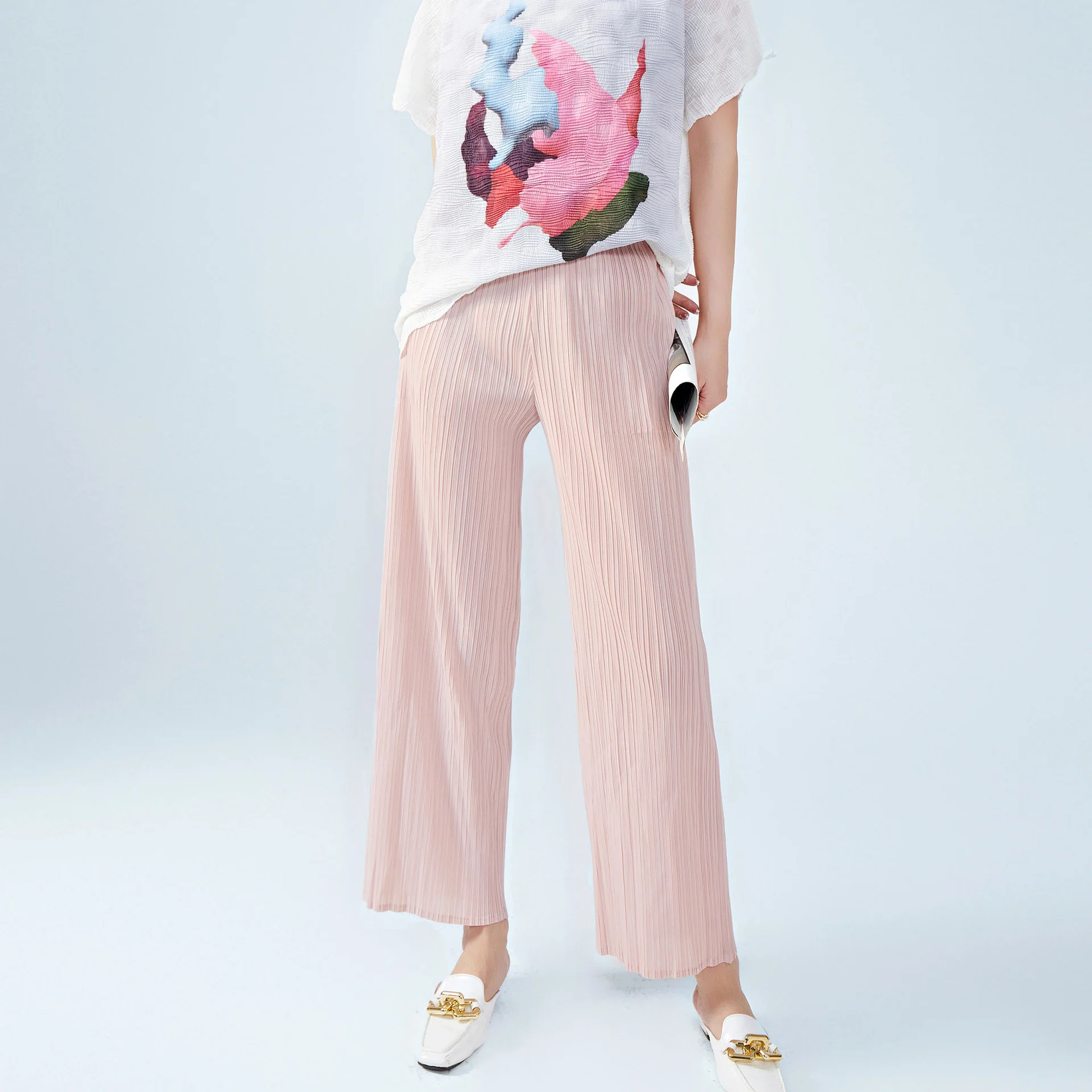 2025 Miyake counter wide-leg pants women's summer high-end loose and thin drape nine-point pants commuter versatile pleated casual pants - Deanwangkt