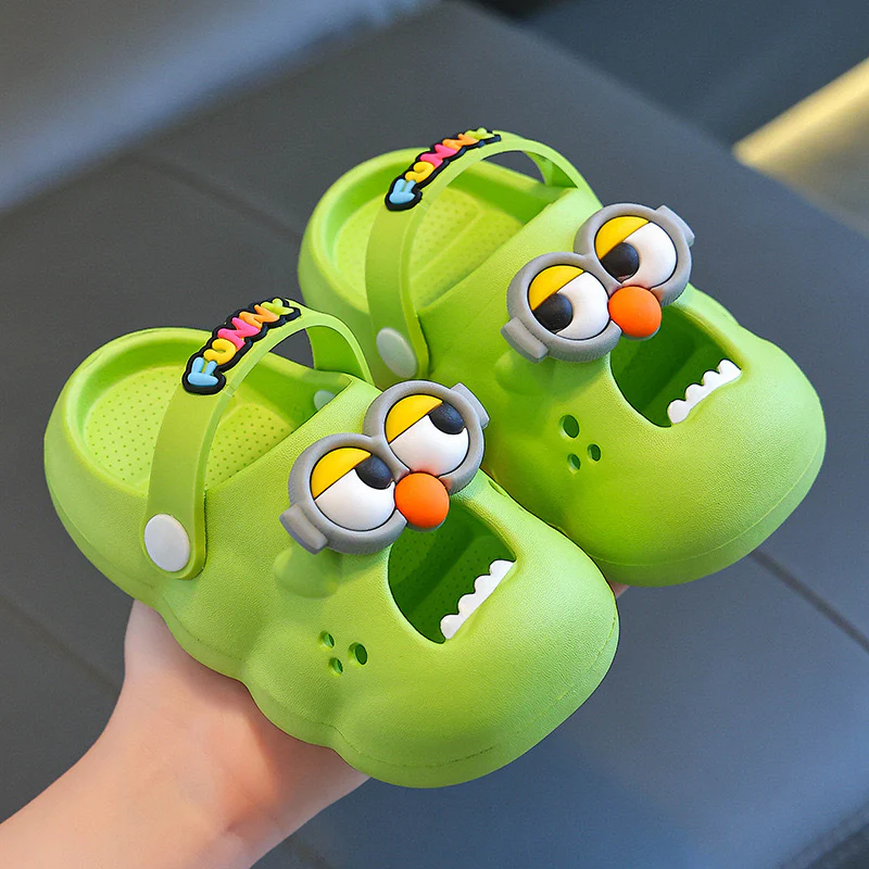 DEANWANGKT Children's Slippers Boys Summer  New Outdoor Home Thick-Soled Non-Slip Slippers Cartoon Toe Cap Slippers Girls - Deanwangkt