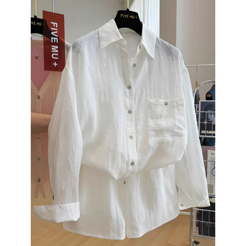Long-sleeved sunscreen shirt and shorts two-piece temperament  summer clothing new white simple with a complete set of women's thin - Deanwangkt