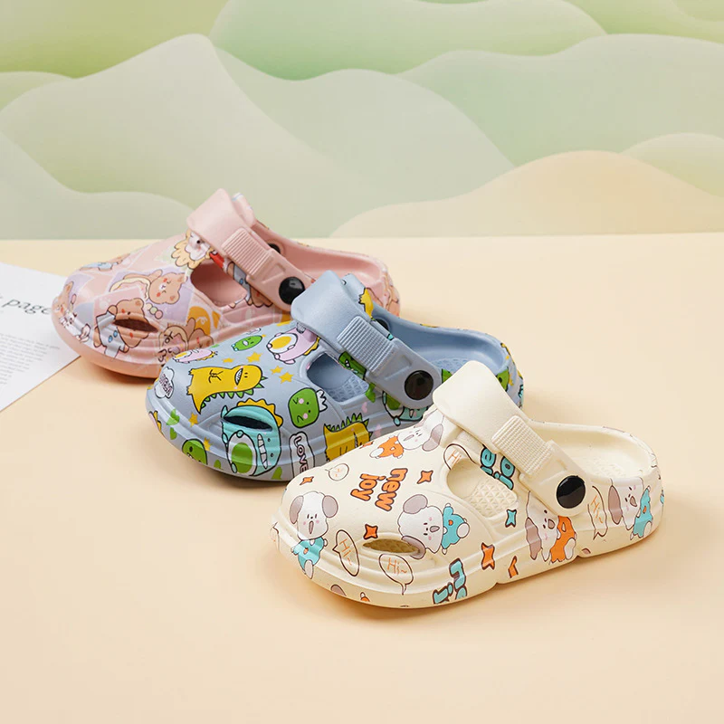 DEANWANGKT Children's Hole Shoes Men's and Women's Children's Shoes  Summer New Medium and Big Children Boy Student Soft Bottom Non-Slip Slippers - Deanwangkt