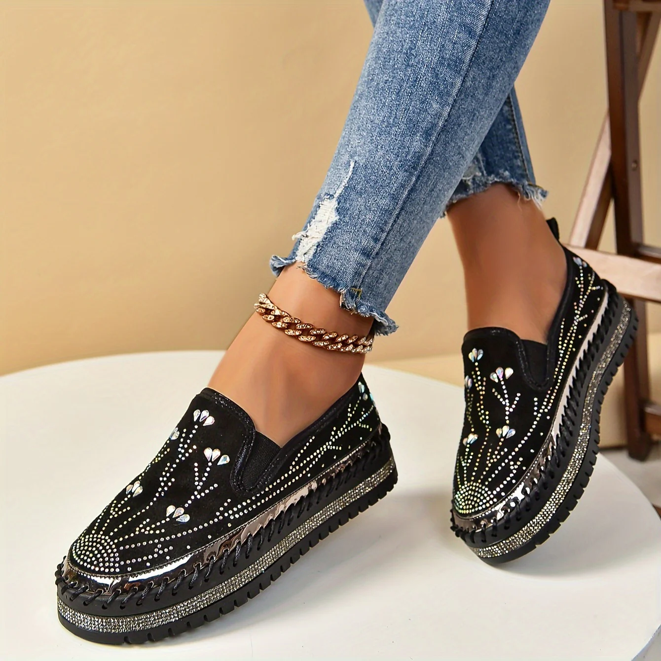 Womens Luxurious Rhinestone Decor Flatform Loafers - Elegant Round Toe, Easy Slip On, Ultra-Soft, Versatile Shoes for Outdoor Activities - Stylish Comfort for Various Occasions - Deanwangkt