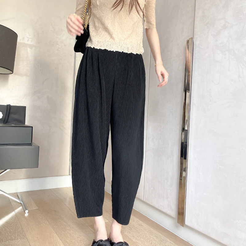 2025 Miyake New Fabric Folded Pants Children's Skinny Versatile Harlan Pants Legs Long God Pants Loose Nine-point Casual Pants - Deanwangkt