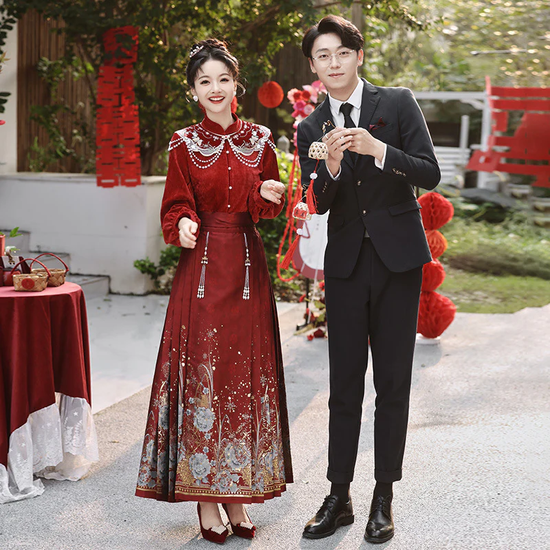 2025 New Chinese Horse Dress Wedding Dress Engagement Dress  New Wedding Bride Toast Dress Set Red Horse Dress - Deanwangkt