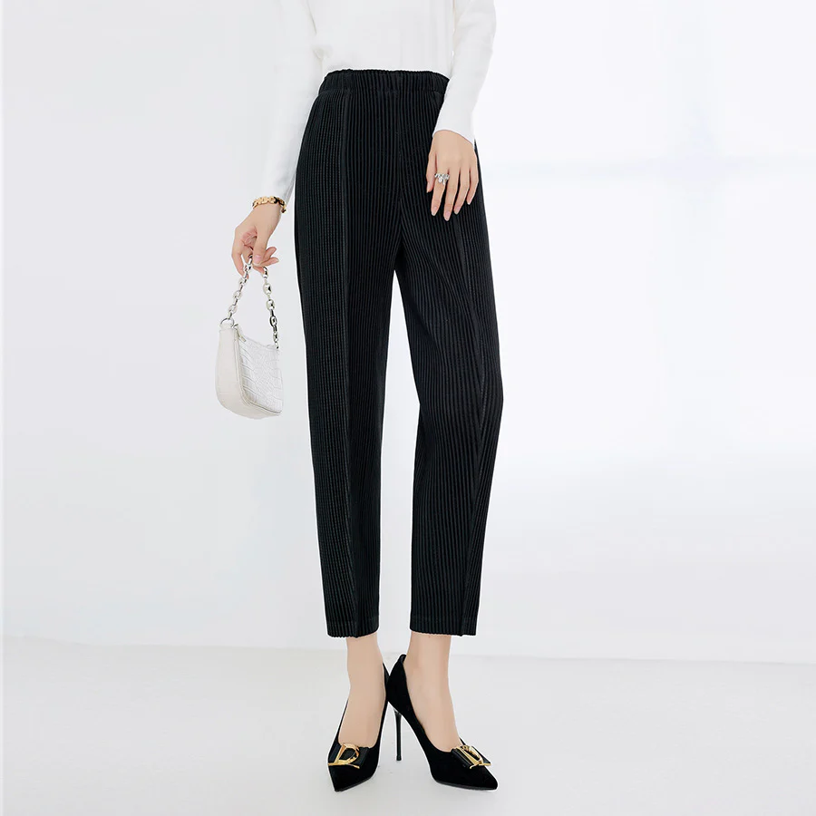 2025 Miyake counter pleated pants children's autumn small foot pencil pants slim and thin elastic waist versatile casual pants women - Deanwangkt