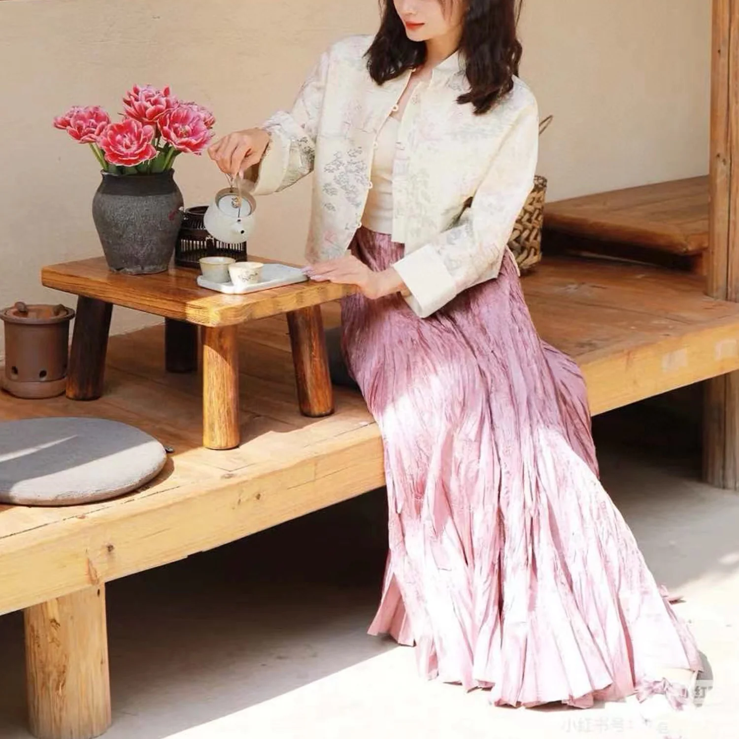 2025 Hot-selling skirt women's summer long A-shaped design sense manual pleated pendant sense loose and thin Sanzhai pleated skirt - Deanwangkt