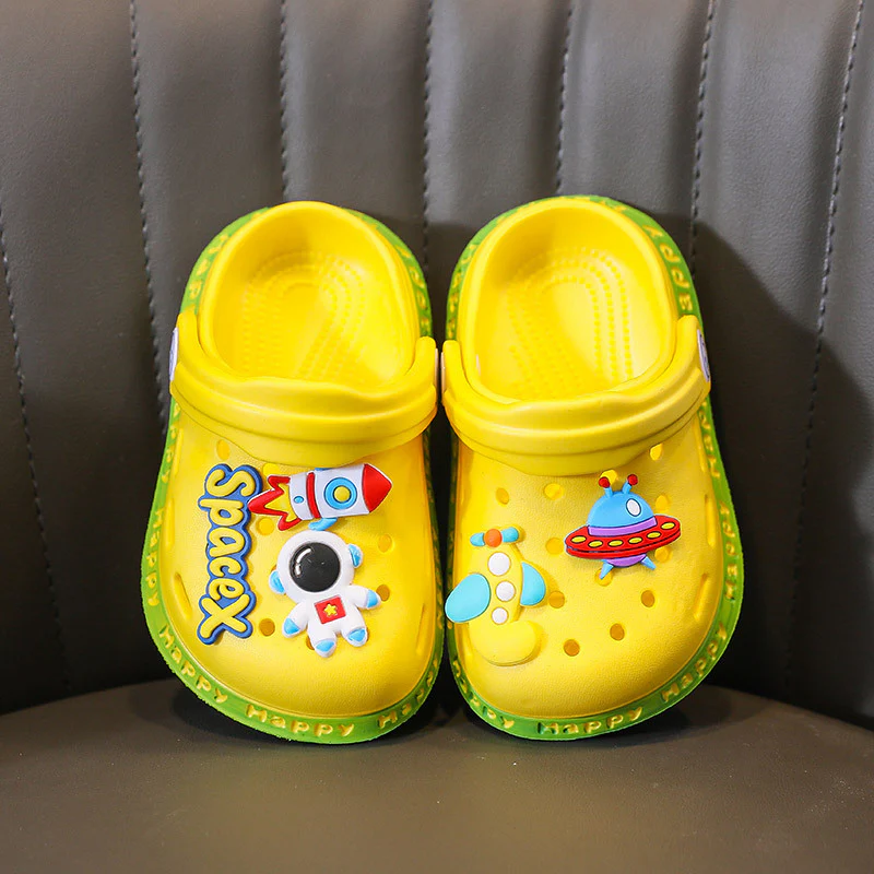 DEANWANGKT Children's Shoes Wholesale Children's Slippers Summer Outdoor Boys' Hole Shoes Anti-Slip Beach Shoes Girls' Sandals - Deanwangkt