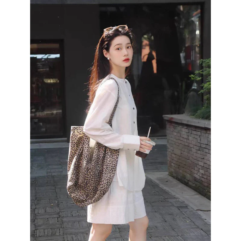 Shirt set Women's  summer new fashion temperament premium relaxation sunscreen shirt shorts two-piece set - Deanwangkt