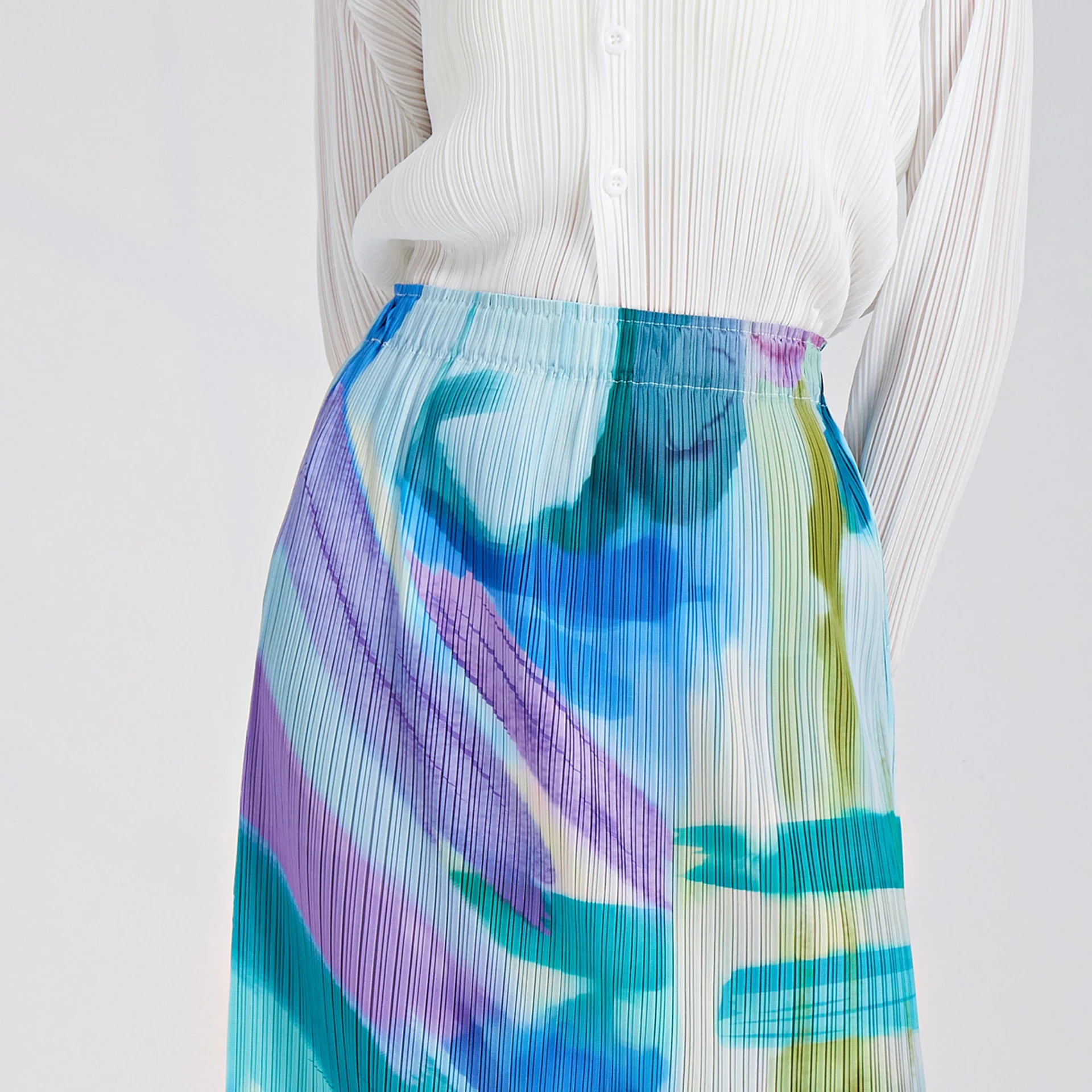 2025 Xiaohongshu hot-selling pleated skirt women's summer new high-waisted and thin smudged split-fork Miyake straight skirt - Deanwangkt