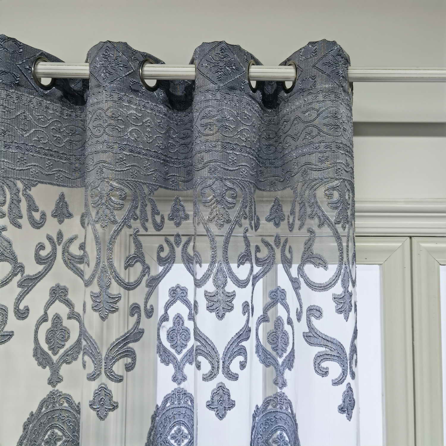 1pc Luxurious European-Style Grey Tulle Sheer Curtain - Elegant Grommet Top Drapes with Soft Filtered Light, Privacy, and Thermal Insulation for Living Room, Bedroom, Sliding Glass Door, and Patio - Enhance Your Home Decor with Sophisticated Style - Deanwangkt