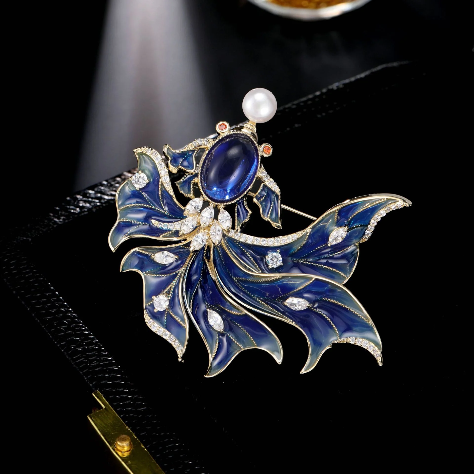 2025 Chinese style high-end freshwater pearl retro koi brooch women's exquisite luxury creative blazer corsage pin - Deanwangkt