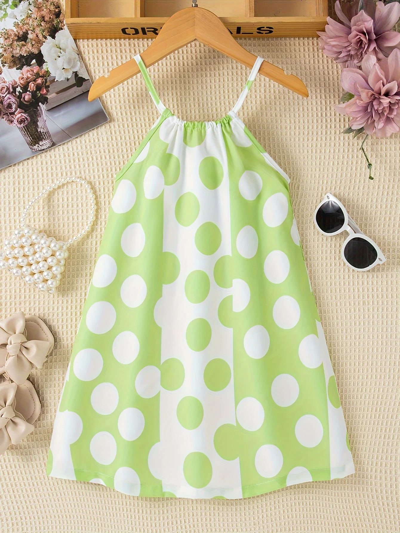 Girls Charming Polka Dot Summer Dress - Chic Thin Straps, Sleeveless, Vibrant Print, Regular Fit, Knee-Length - Ideal for Stylish Casual Outings - Deanwangkt
