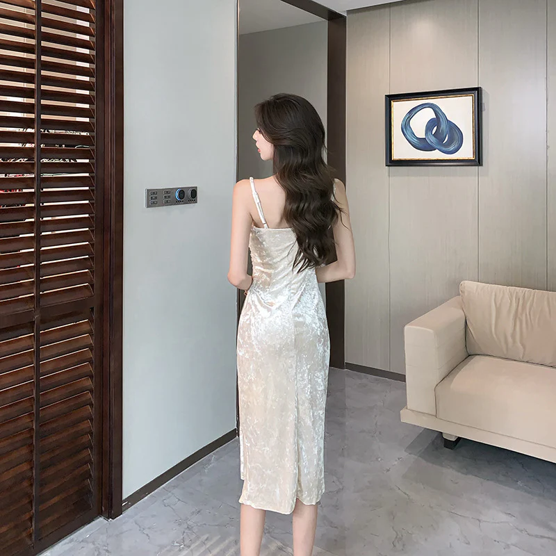 2025 Pure desire swinging velvet skirt irregular split fork suspender dress early autumn new inner high-end dress dress woman - Deanwangkt