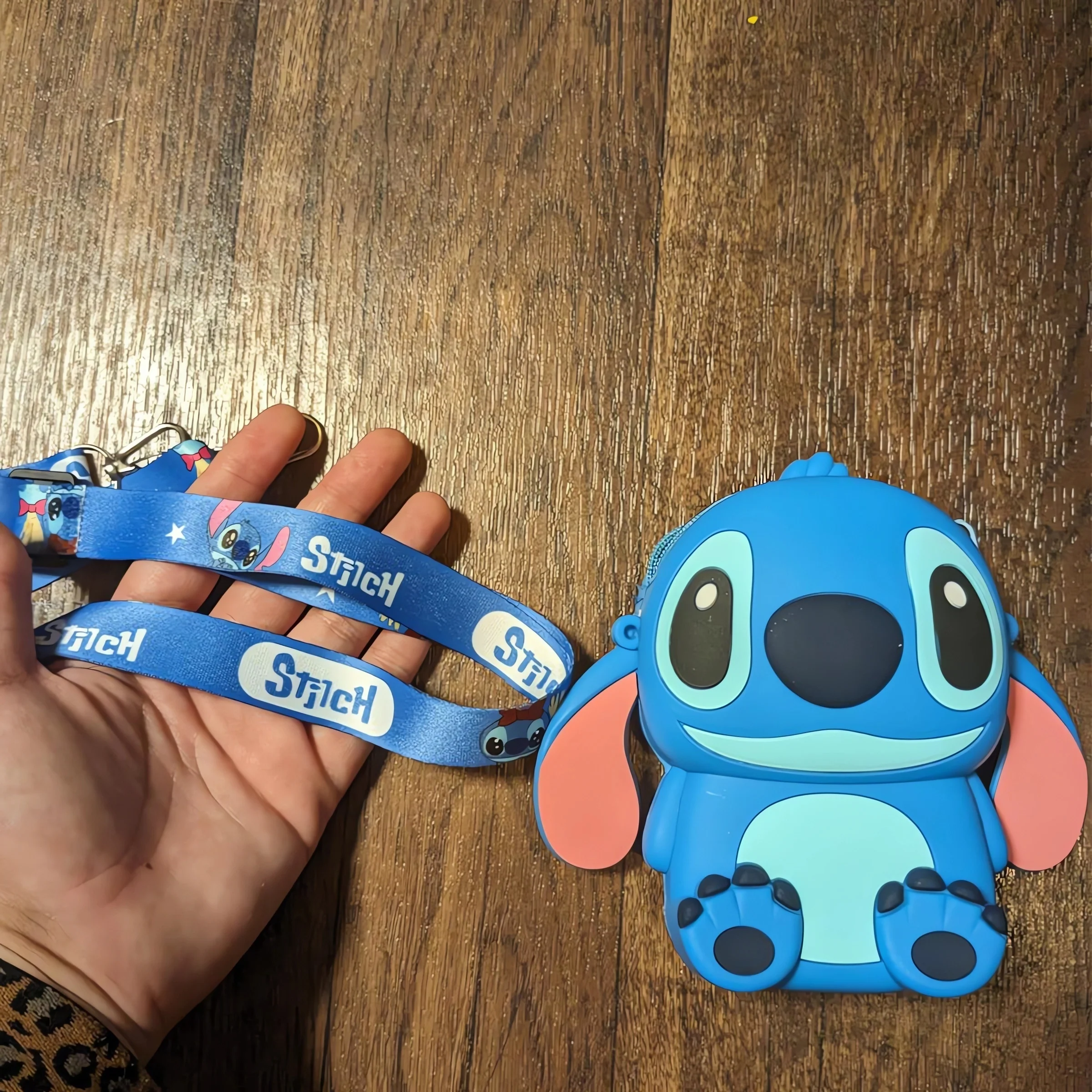 1pc Disney Stitch Crossbody Bag - Adjustable Shoulder Strap, Zipper Closure, Cartoon Stitch Design, Silicone Material, Coin Wallet Purse with Secure Storage - UME Brand - Deanwangkt