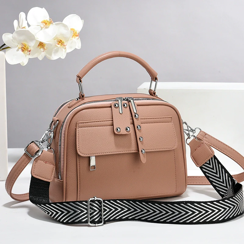 Women's bag  new fashion versatile Popular style retro simple light luxury shoulder messenger bag small square bag women - Deanwangkt