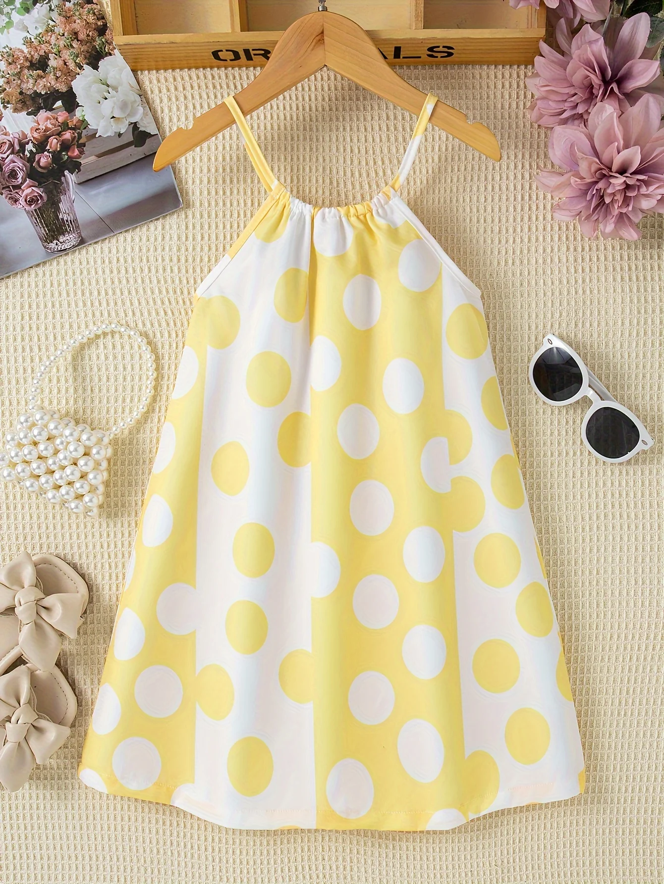Girls Charming Polka Dot Summer Dress - Chic Thin Straps, Sleeveless, Vibrant Print, Regular Fit, Knee-Length - Ideal for Stylish Casual Outings - Deanwangkt