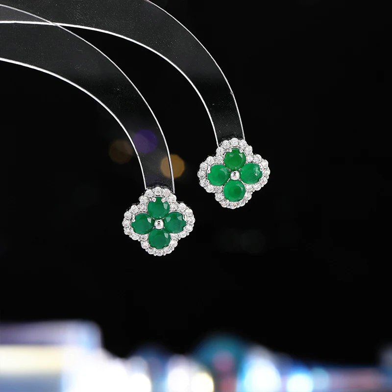 2025 Small fresh lucky grass stud earrings micro-inlaid zircon super fairy sweet earrings atmospheric simple commuting daily versatile earrings - Deanwangkt