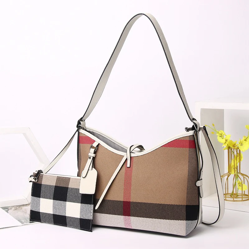 Leather plaid cloth with Pitto bag, shoulder messenger bag, mother and child bag, big-name fashion New tarp 8369 - Deanwangkt