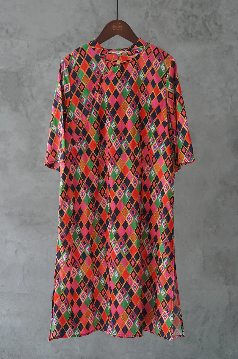 and improved cheongsam Chinese diagonal placket retro Hong Kong style fashionable dress, national style high printing fork cheongsam L21162 - Deanwangkt