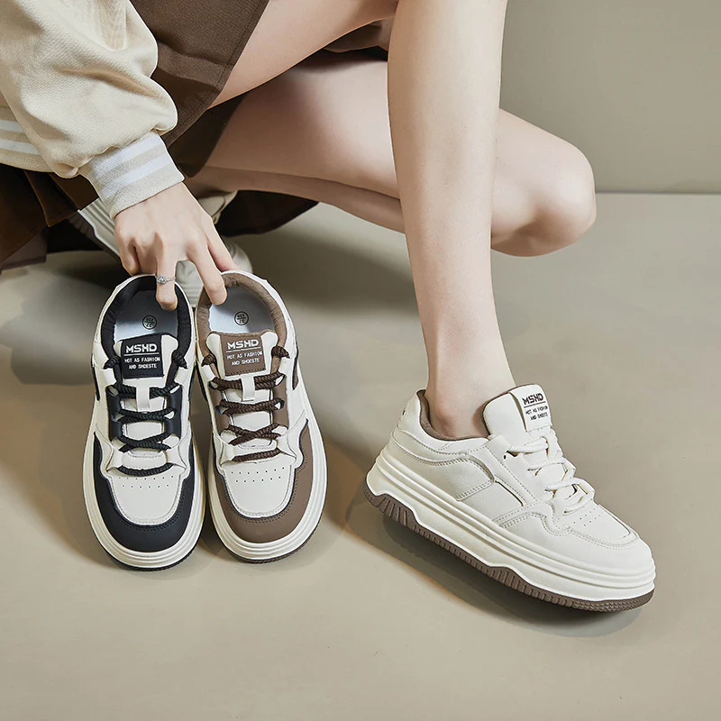 2025 winter white shoes new Korean version ins female students platform heightening sports board shoes casual street shooting K820 - Deanwangkt