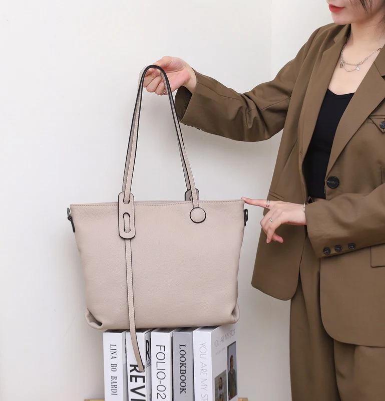 Leather tote bag, shoulder briefcase, portable storage bag, first layer cowhide computer bag, large bag temperament 9902 - Deanwangkt