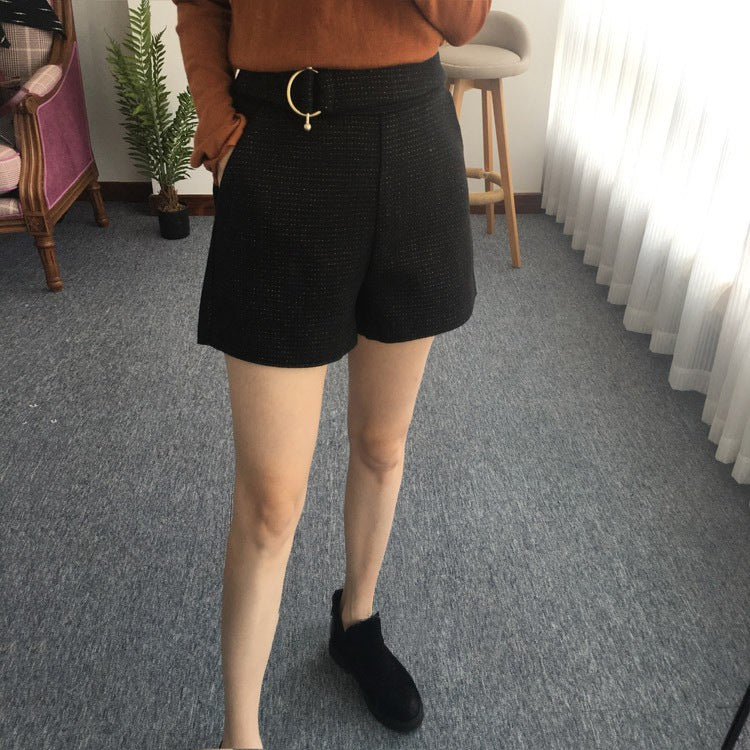 2025 Versatile and thin tweed A-type shorts, autumn and winter wear new  women's clothing A-type hot pants, gray pants - Deanwangkt