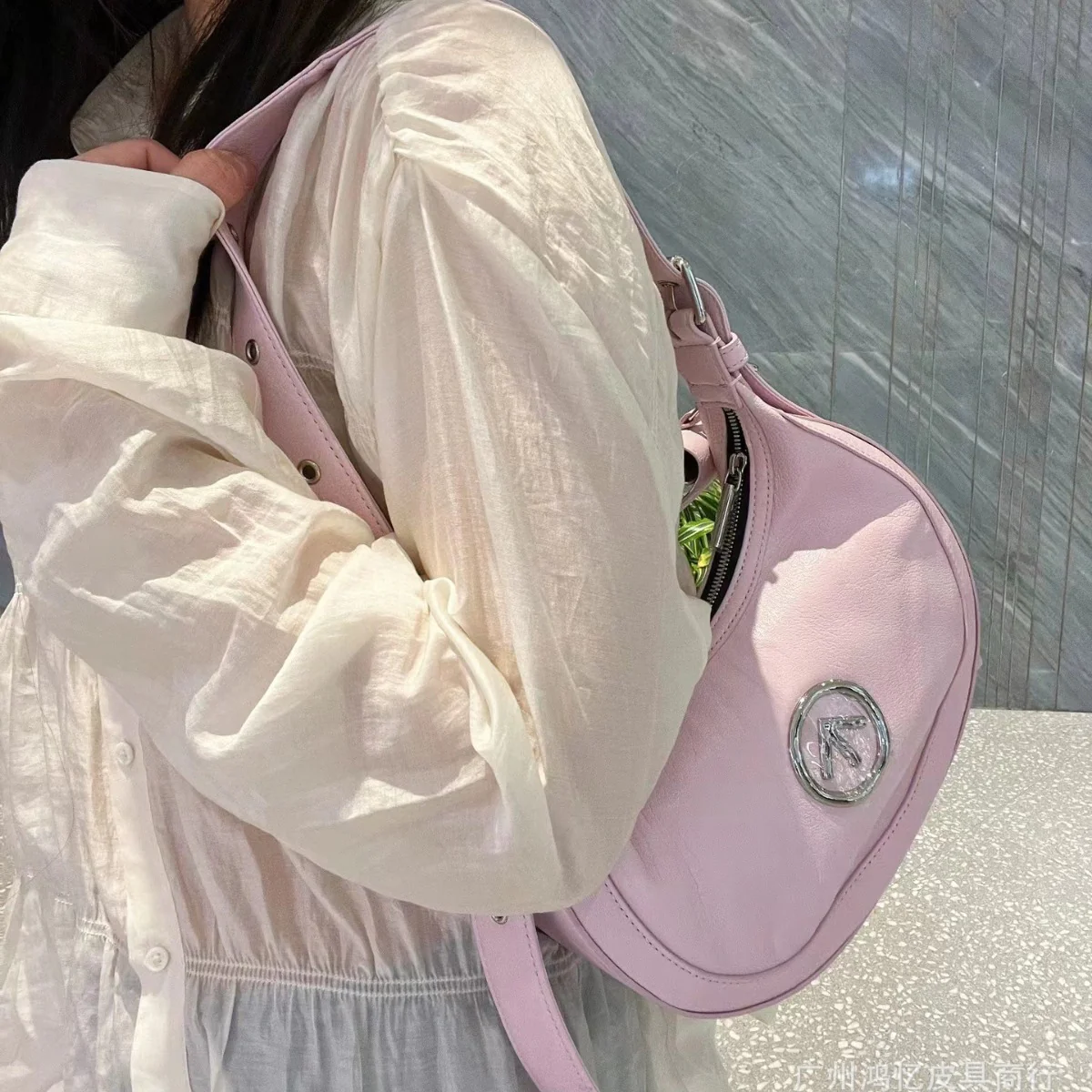Same Style as Grotto, Italian Pleated Sheepskin Hobo New Moon Bag Fashion One-Shoulder Crossbody Underarm Bag - Deanwangkt