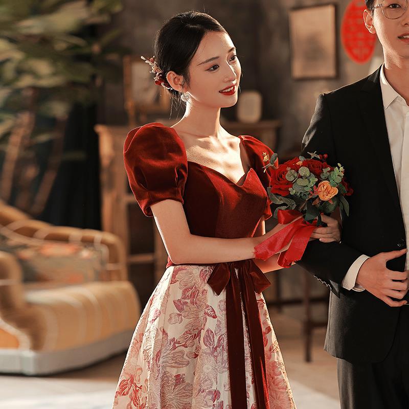 2025 Princess on the Run Toast Bridal Burgundy Engagement Dress Femininity Evening Dress Light Luxury Door Dress Casual Dress - Deanwangkt