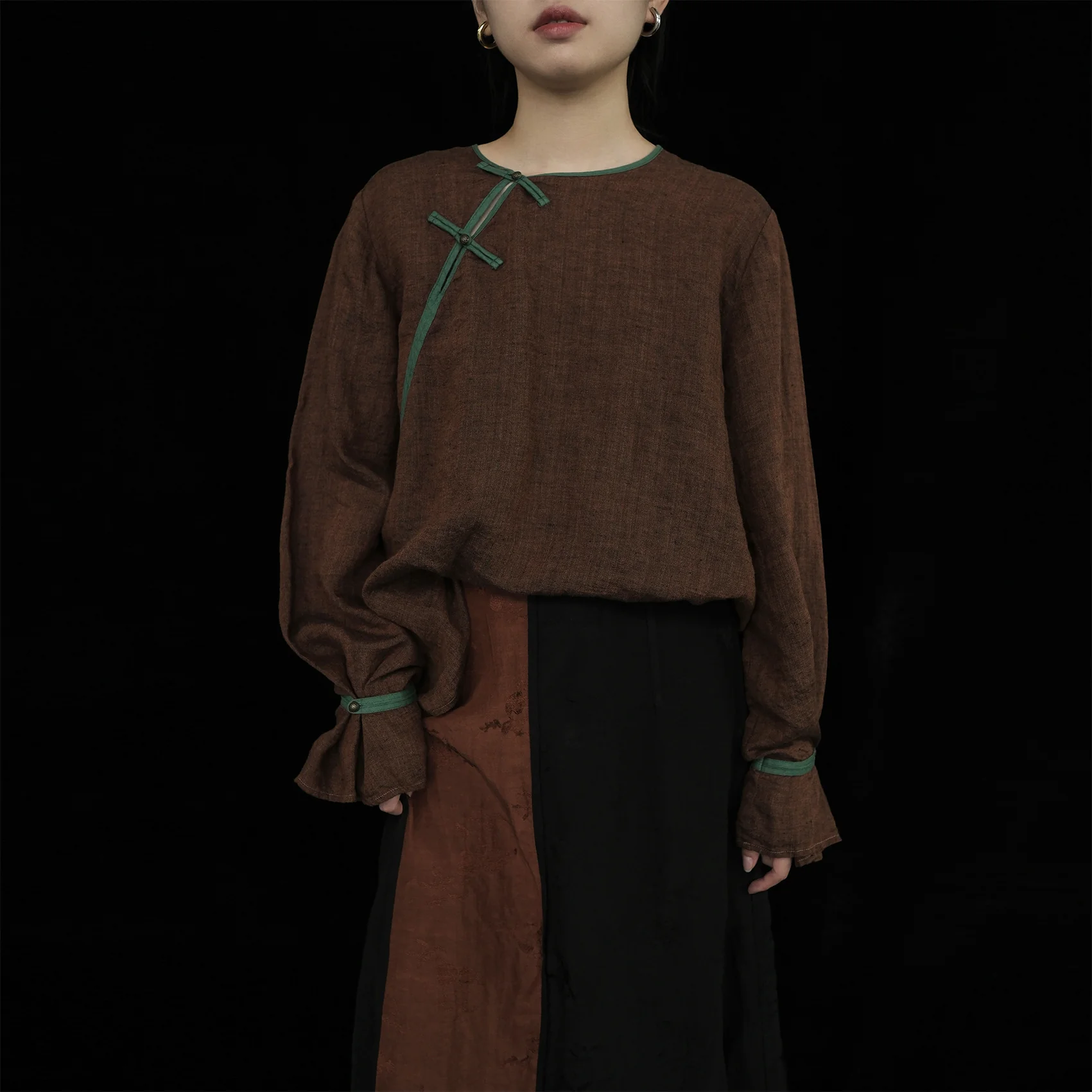 design Oriental aesthetic yarn-dyed linen contrasting top, light Chinese diagonal flared sleeve shirt S23036 - Deanwangkt
