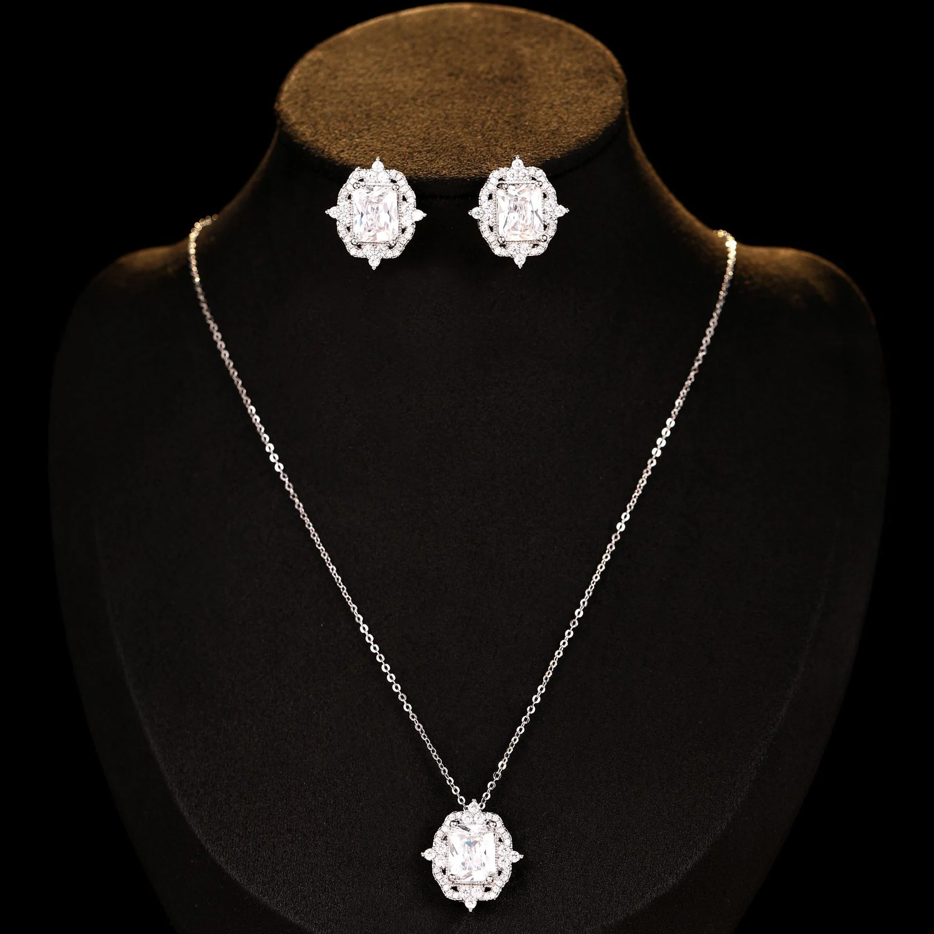2025 light luxury exquisite zircon set, collarbone chain earrings, niche high-end square zirconium bridal necklace necklace jewelry - Deanwangkt