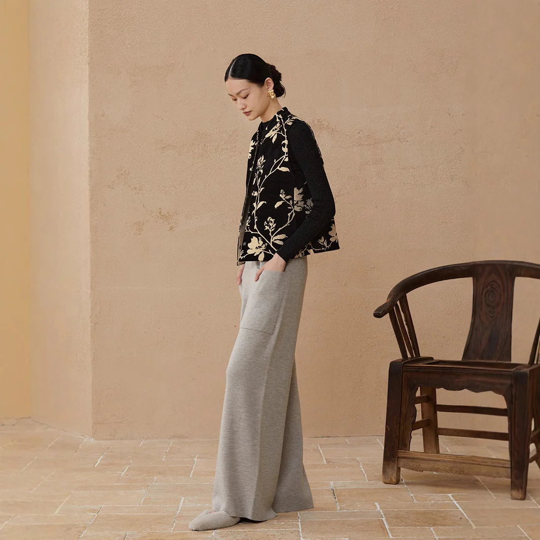 New Chinese vest, new jacquard stand-up collar to jade buckle vest for women, retro Chinese outer vest B0806 - Deanwangkt