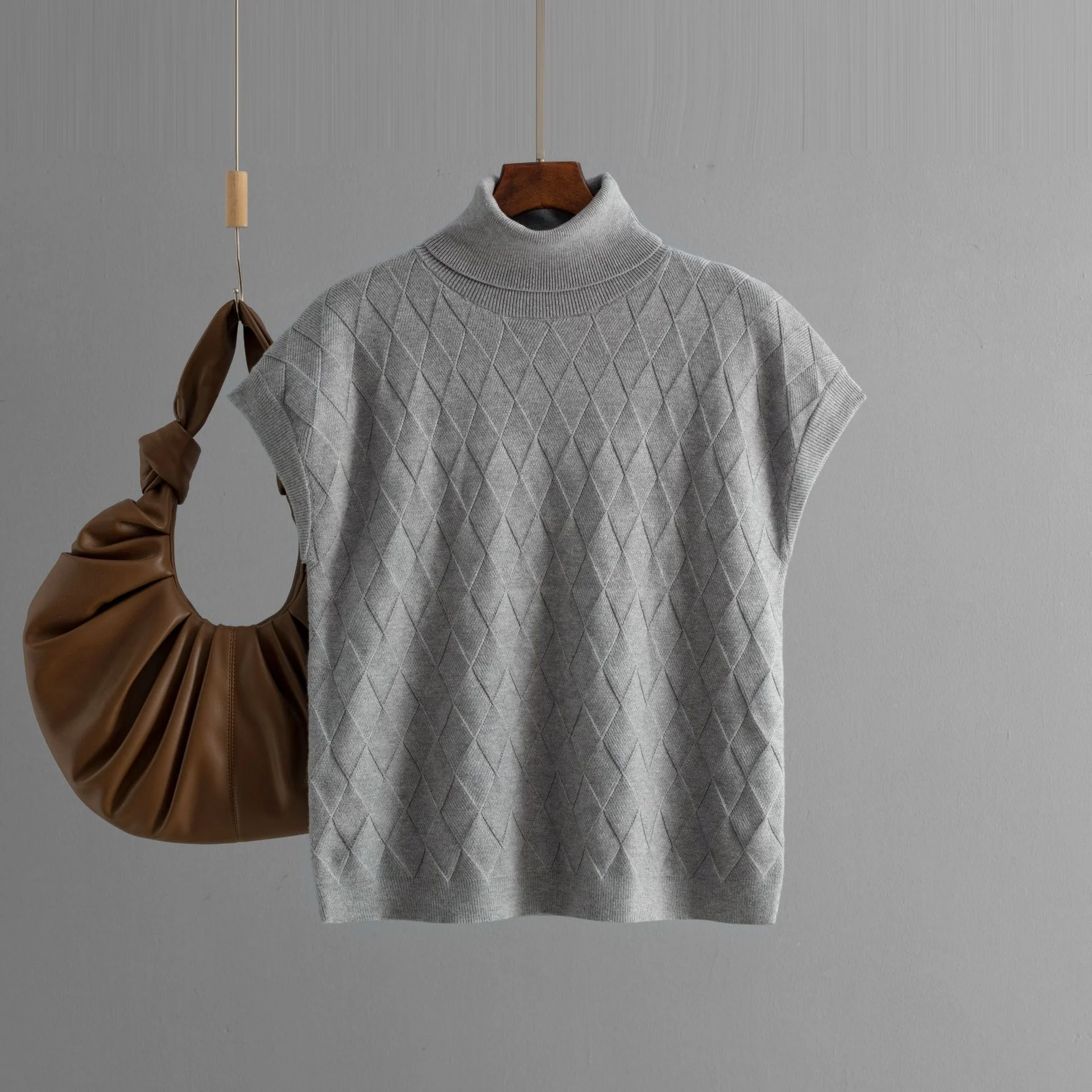 DEANWANGKT New autumn new turtleneck sleeveless knitted plaid sweater women's loose casual fashion thin top bottoming shirt - Deanwangkt