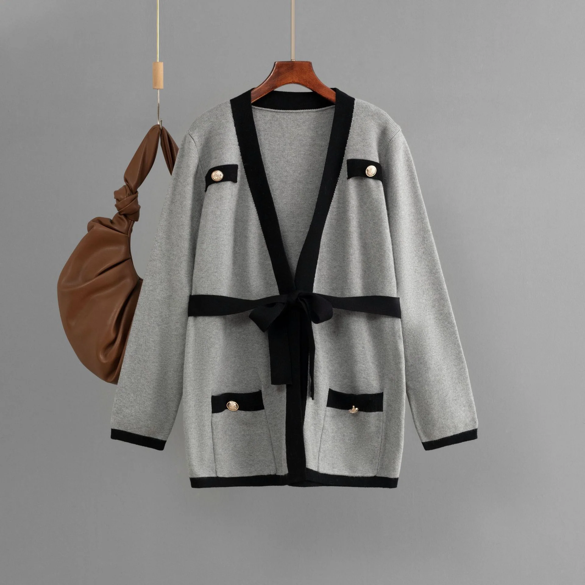 DEANWANGKT New New Women's Sweater Knitted Sweater V-Neck Contrasting Color Lacing Button Large Size Long Sleeve Commuter Fashion Cardigan - Deanwangkt