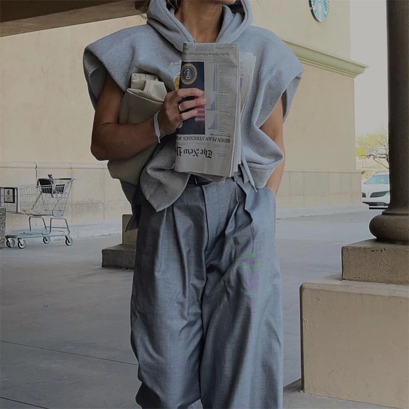 DEANWANGKT Cross-border 2025 ins style  autumn new women's clothing solid color shoulder padded hoodie casual sweater vest jacket - Deanwangkt